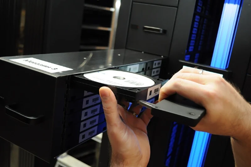 Оптические диски BD XL Archival Grade в картриджах Оптические диски BD XL Archival Grade в картриджах