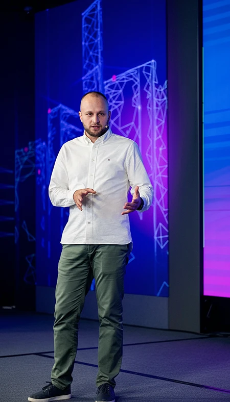 Владелец линейки Avanpost Access Дмитрий Грудинин