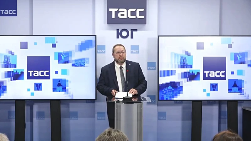 Директор по стратегии ТАСС, советник генерального директора Сергей Кузовников Директор по стратегии ТАСС, советник генерального директора Сергей Кузовников
